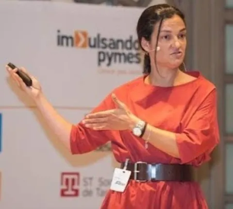 Eva Camacho