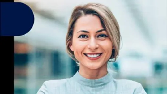 header administracion de empresas universitat carlemany